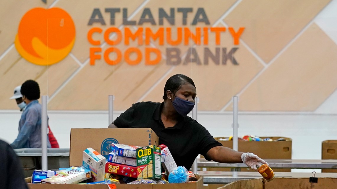 Atlanta food bank reports 40% increase in visits over past year