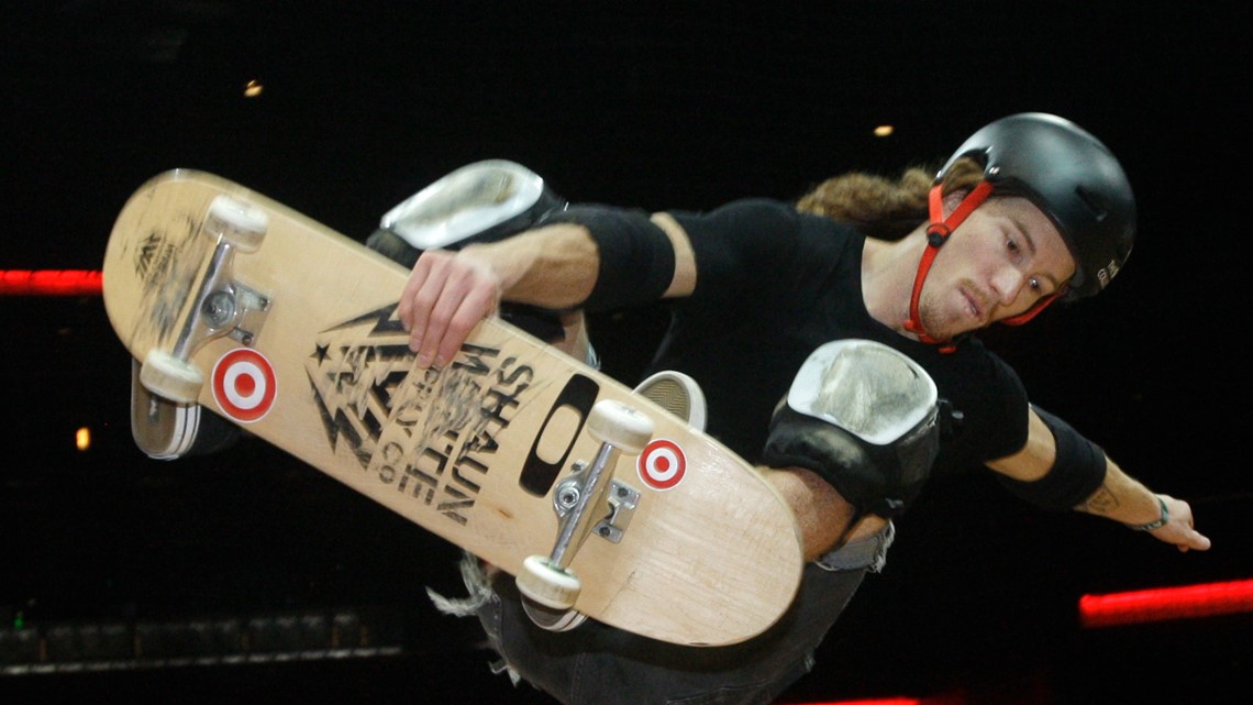 390 Shaun White Skateboarding Stock Photos, High-Res Pictures, and