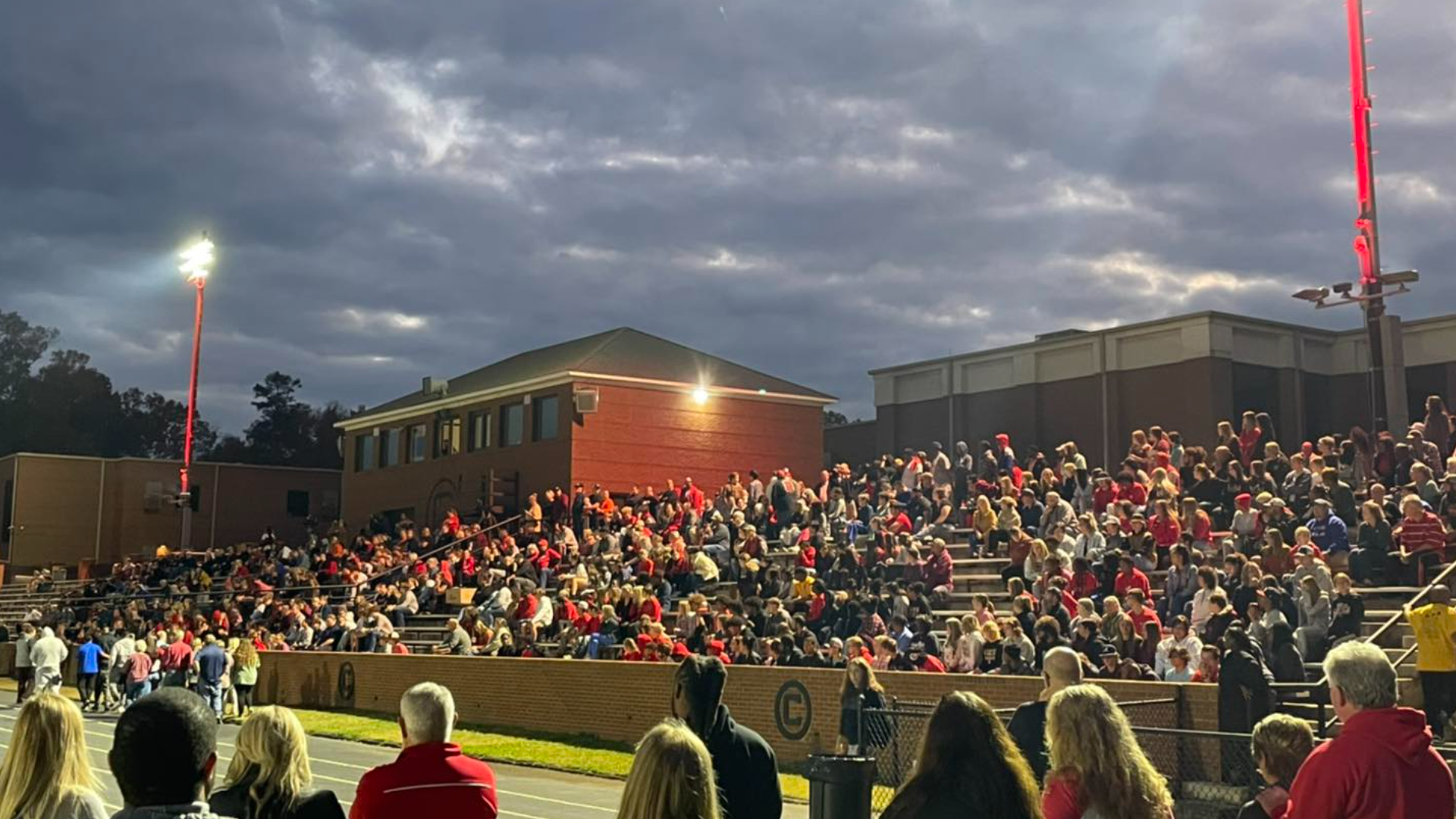 Chattooga County community mourns students killed in crash | 11alive.com
