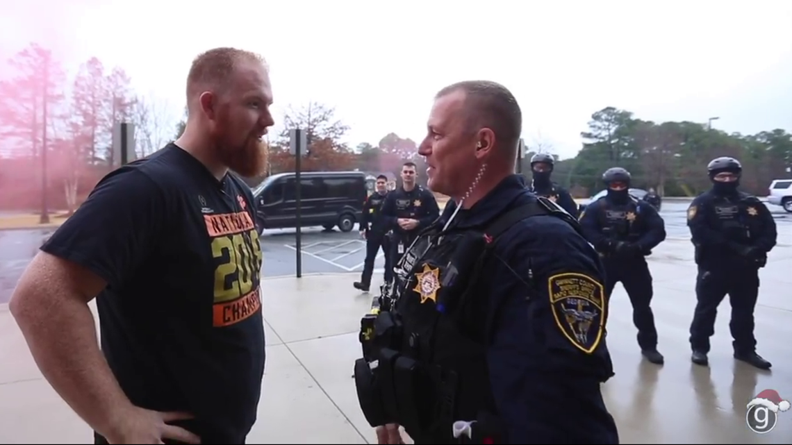 Sheriff Rrt Graystone Church pastor gets surprise from Gwinnett sheriff RRT ...