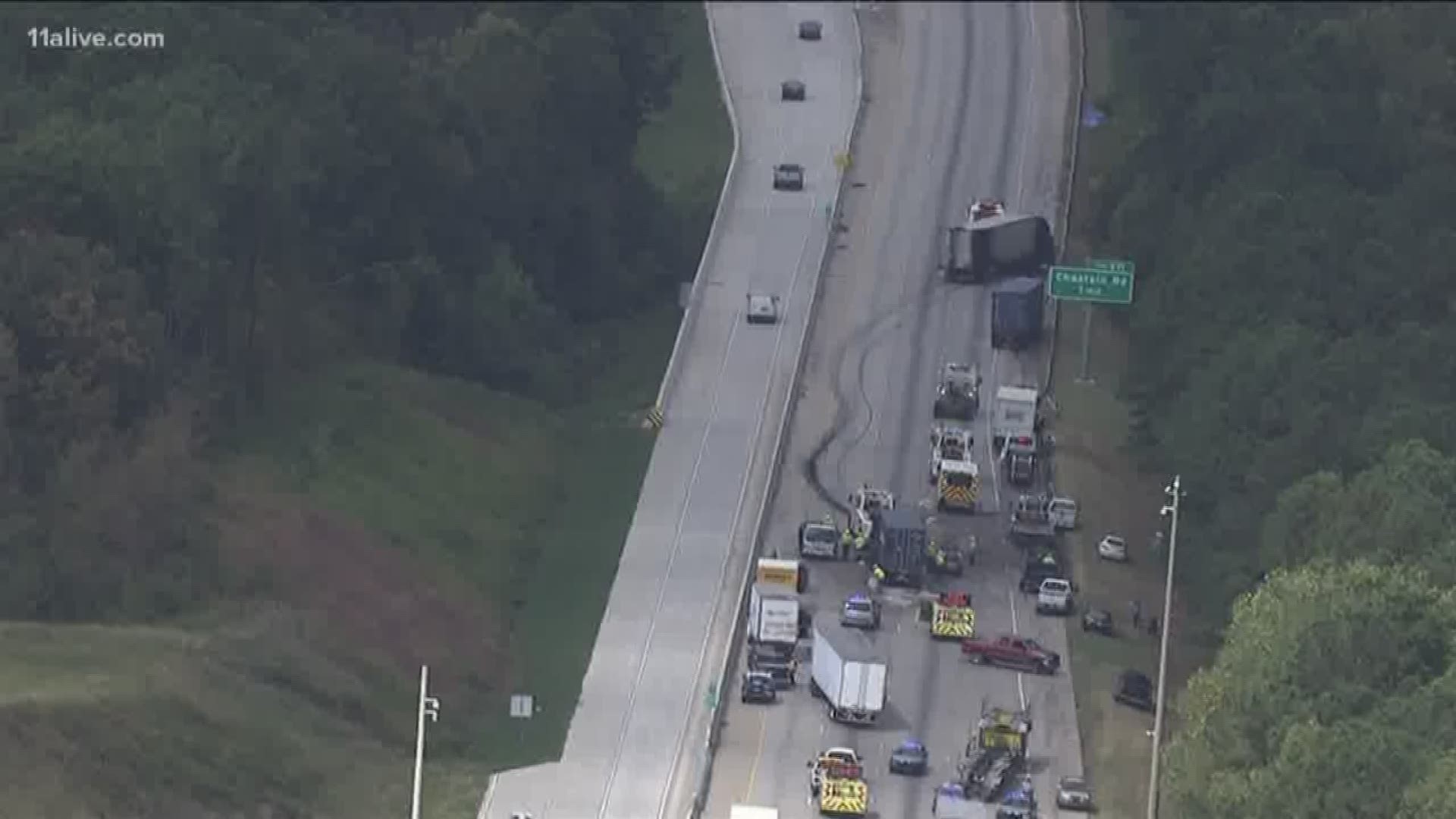 I-75 accident in Cobb completely blocks northbound lanes 11alive