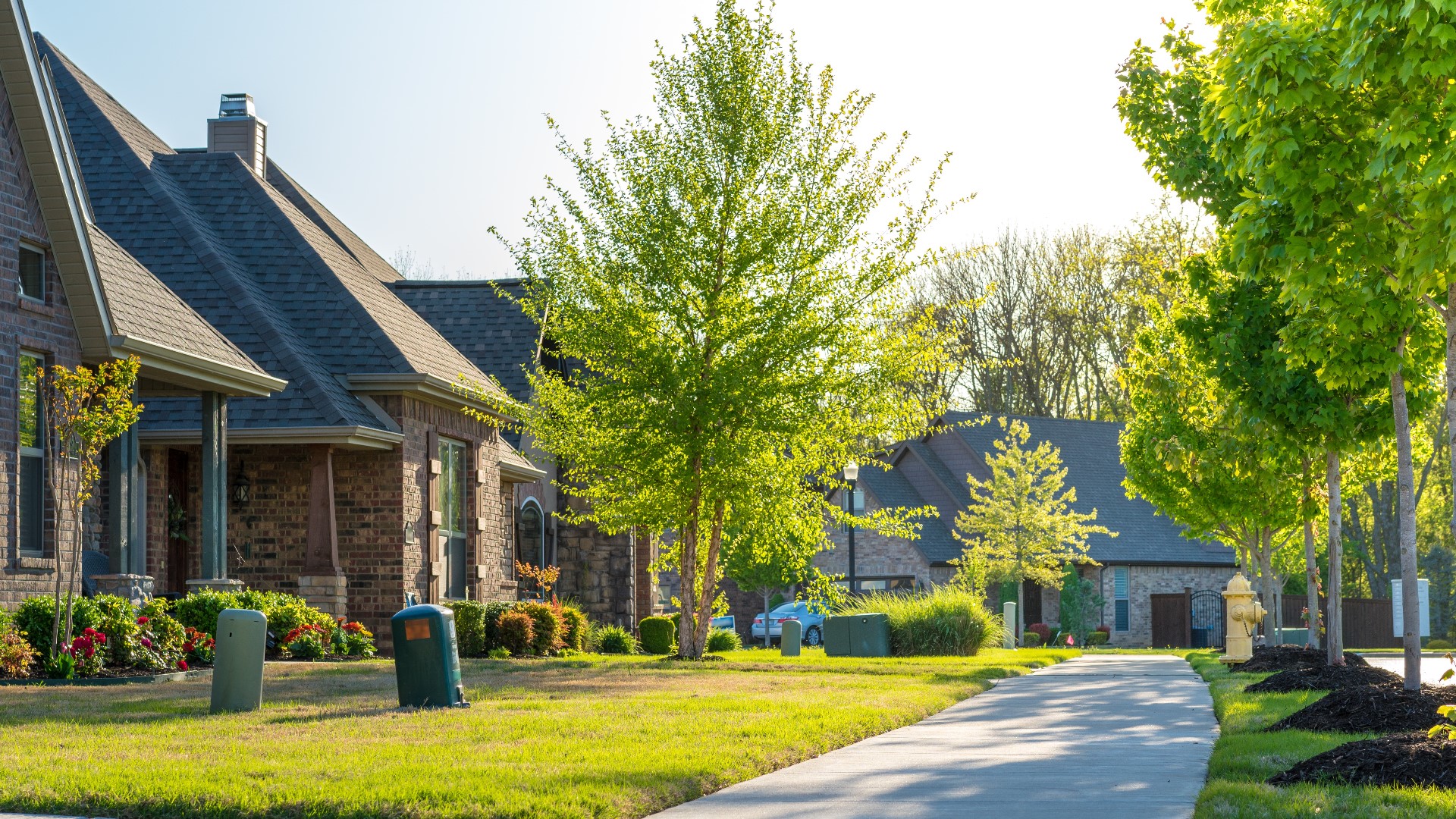 Some Georgians are frustrated with their homeowners associations and are trying to fight back against the obstacles they've encountered.