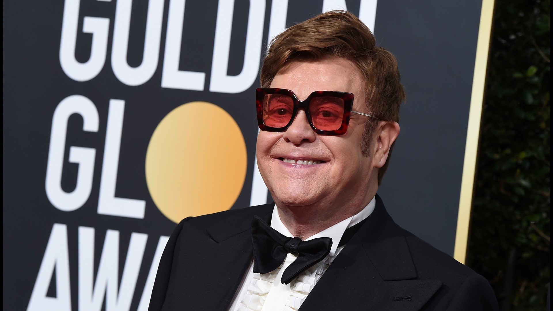 Months after an infection, Elton John says he has lost his eyesight.