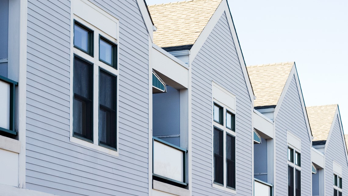 Senators announce resources to upgrade Atlanta housing conditions - Vimarsana News