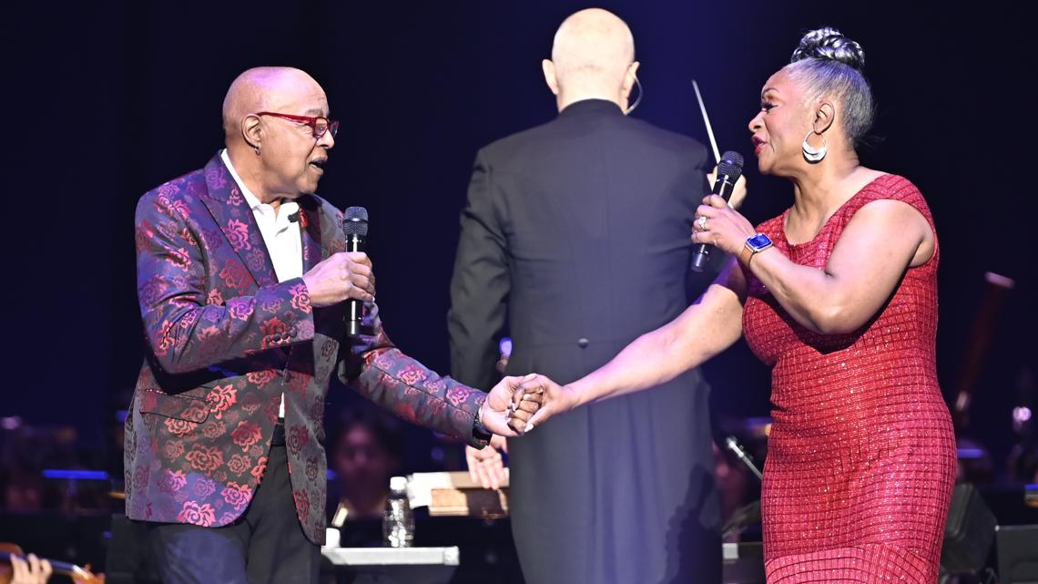 Regina Belle remembers 'A Whole New World' partner Peabo Bryson as 'like a brother to me'