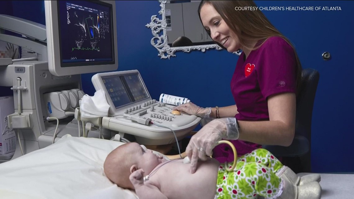 Cardiac warrior uses her surgery scar to comfort  child patients