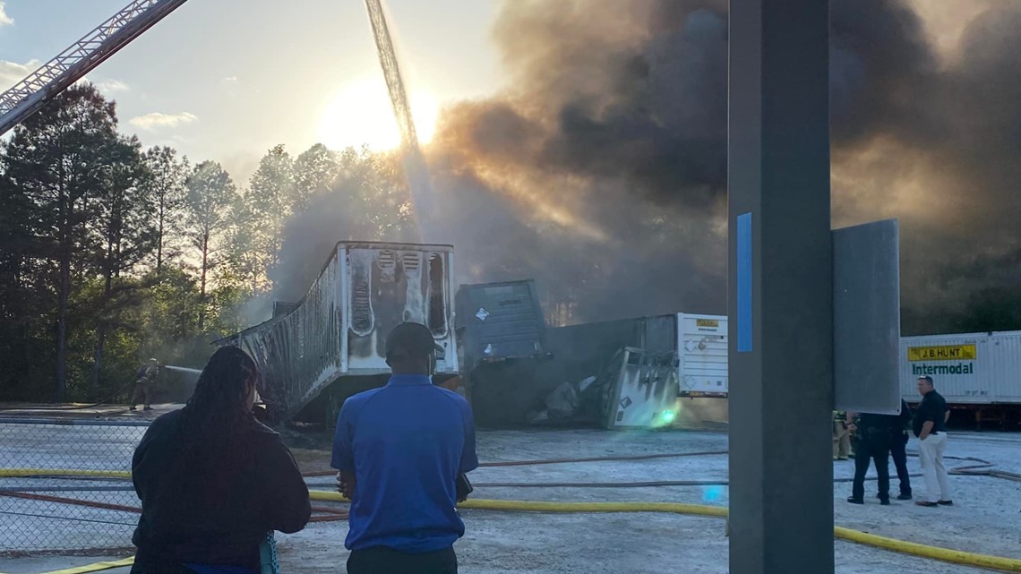 Covington General Mills plane crash two dead, new report - Vimarsana News