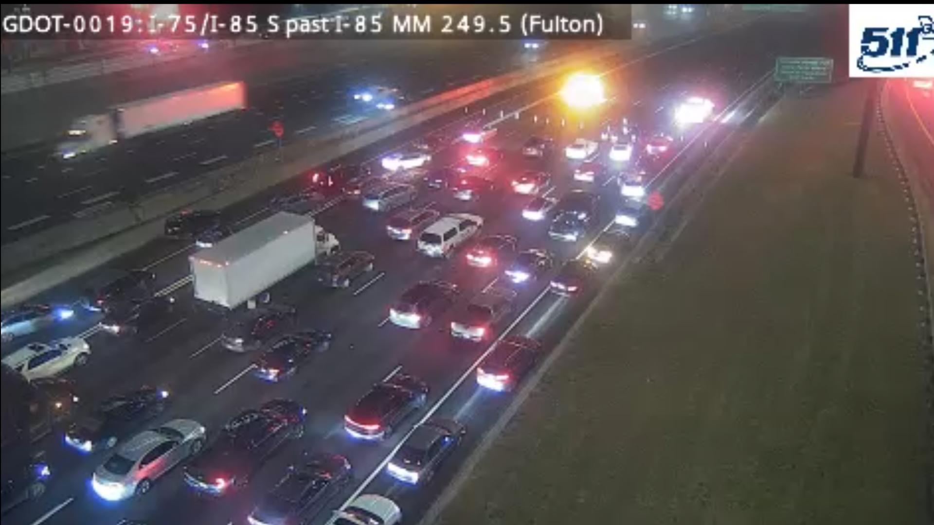 Crash blocks southbound lanes on I-75/85 in Atlanta | 11alive.com