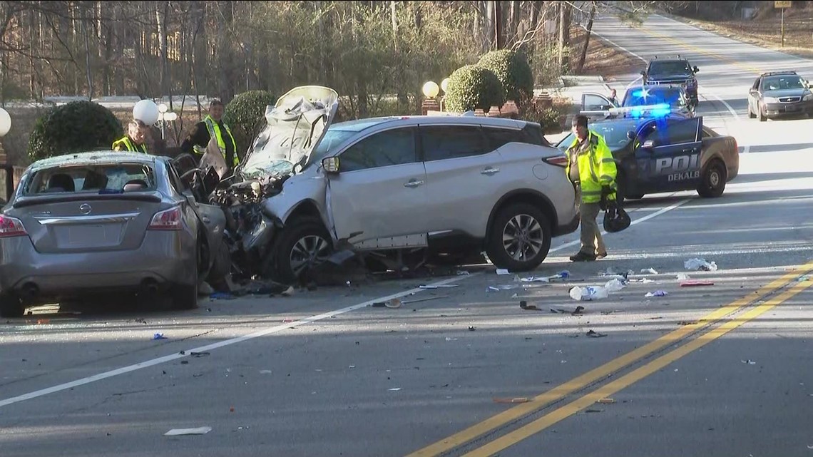 Headon crash leaves 2 critically injured in Stone Mountain, closing busy road