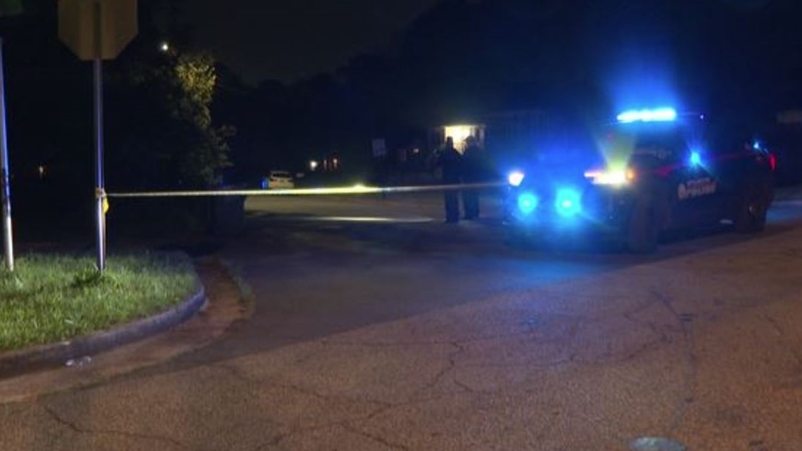 Man shot, taken to hospital in southeast Atlanta robbery attempt