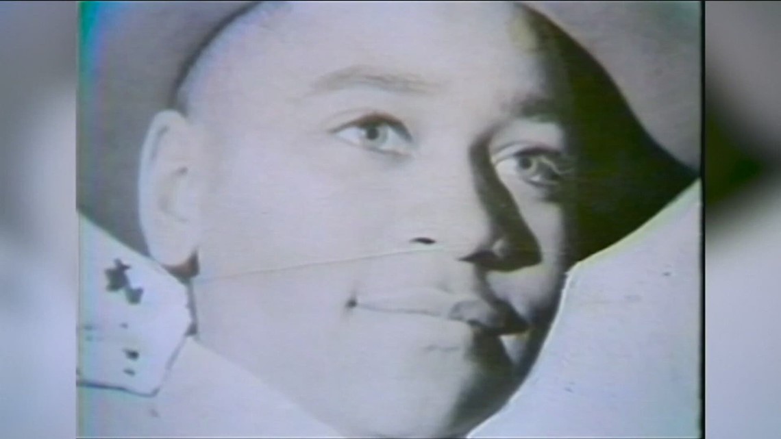 President Biden speaks of Emmett Till's murder during WH Correspondent Dinner