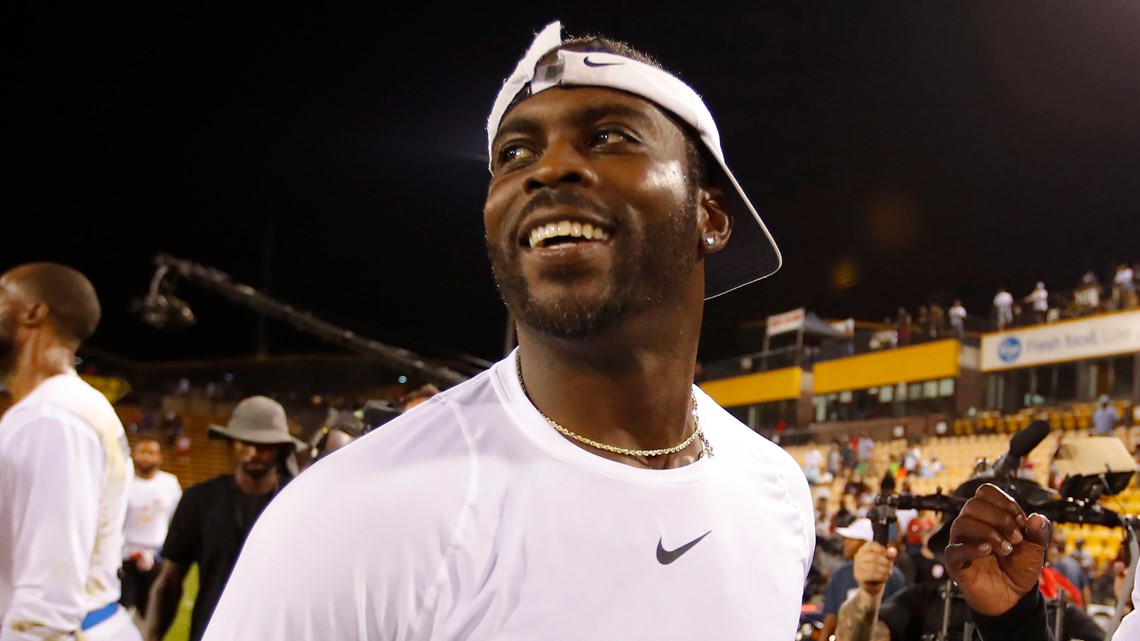 Michael Vick to still be honored at Pro Bowl in Orlando despite petition