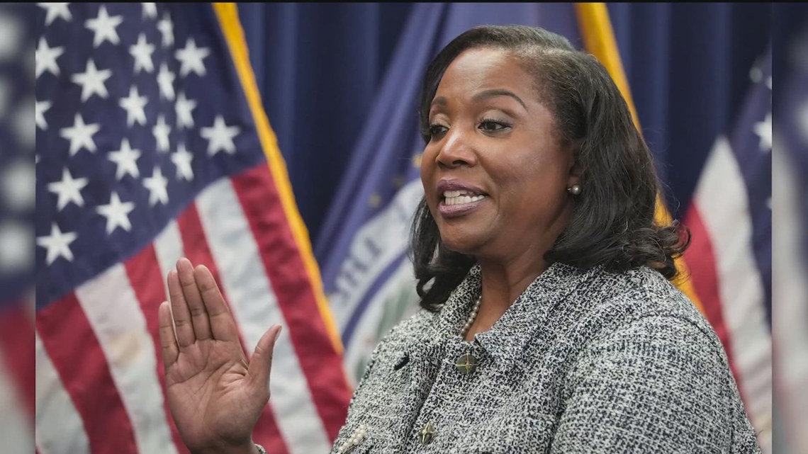 Georgia native, federal reserve gov. Lisa Cook to keep position
