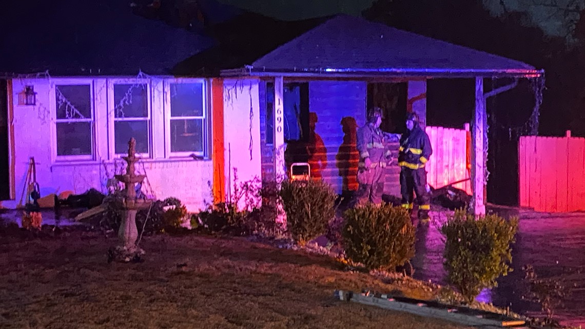 House fire on Woodland Avenue, Atlanta | 11alive.com