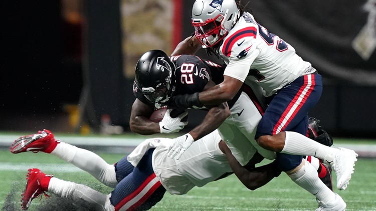 Patriots stifle Falcons 25-0 for 5th straight victory