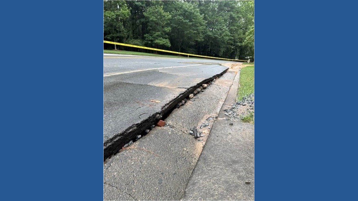 Water main break in Roswell disrupts service for 100 homes, road closed