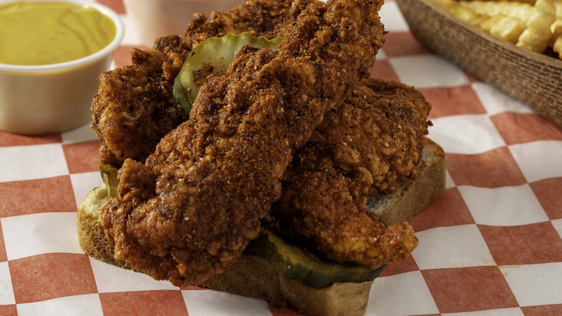 Howlin' Willy's Hot Chicken coming soon to East Cobb