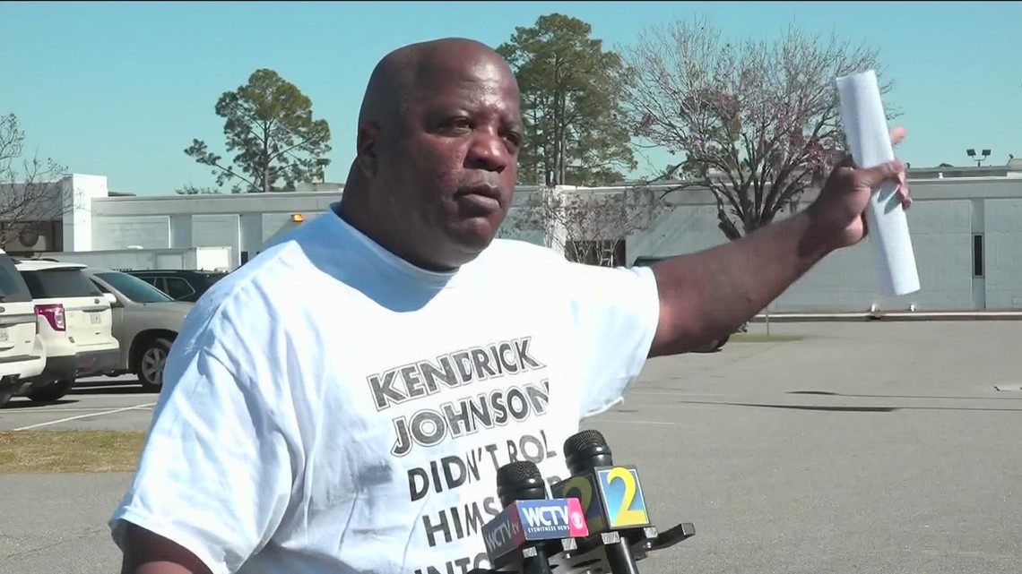 Kendrick Johnson's Father Speaks Out Following Son's Accidental Death ...