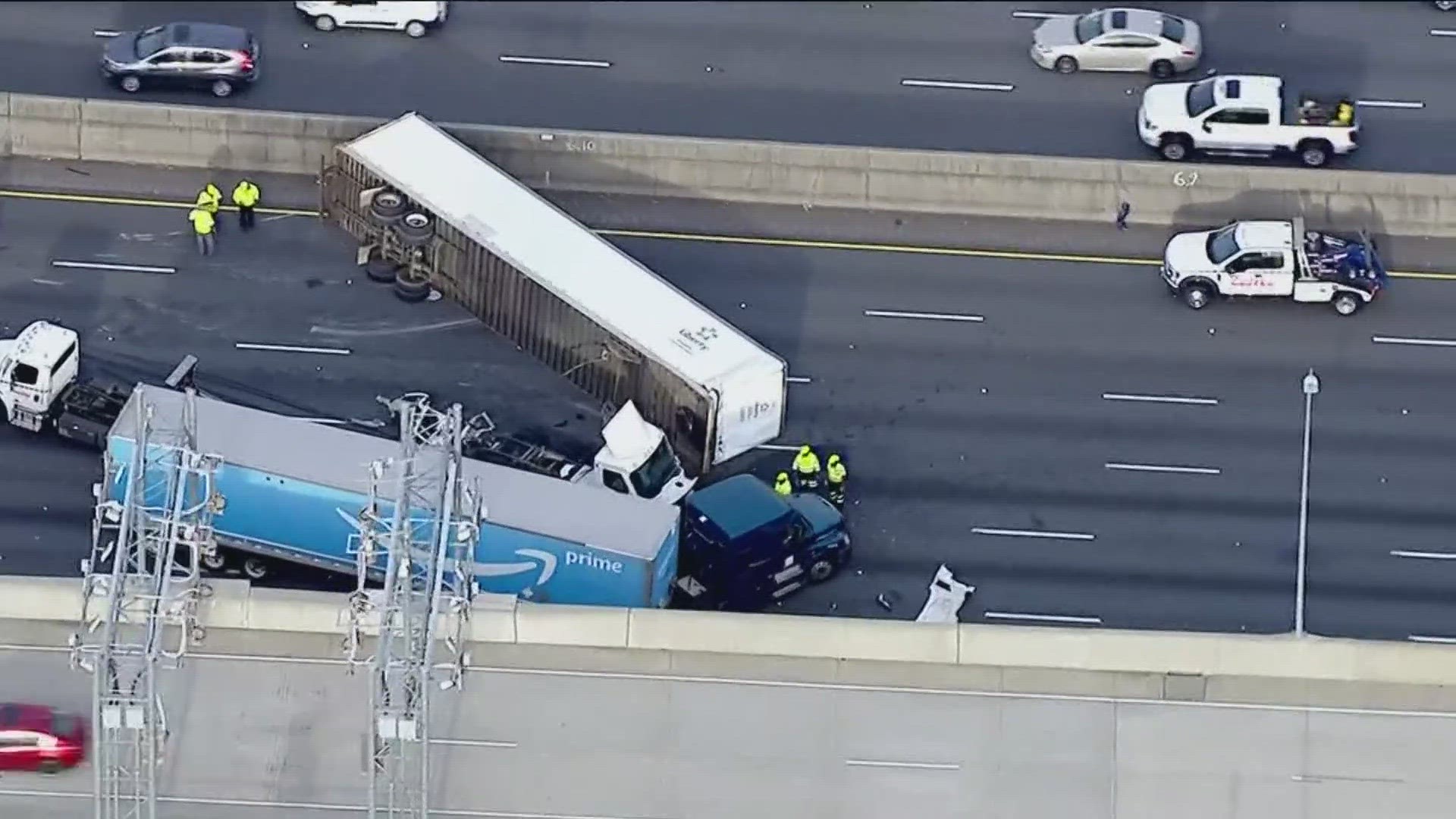 4 people hurt in crash involving 10 vehicles on I-75 S in Cobb County ...