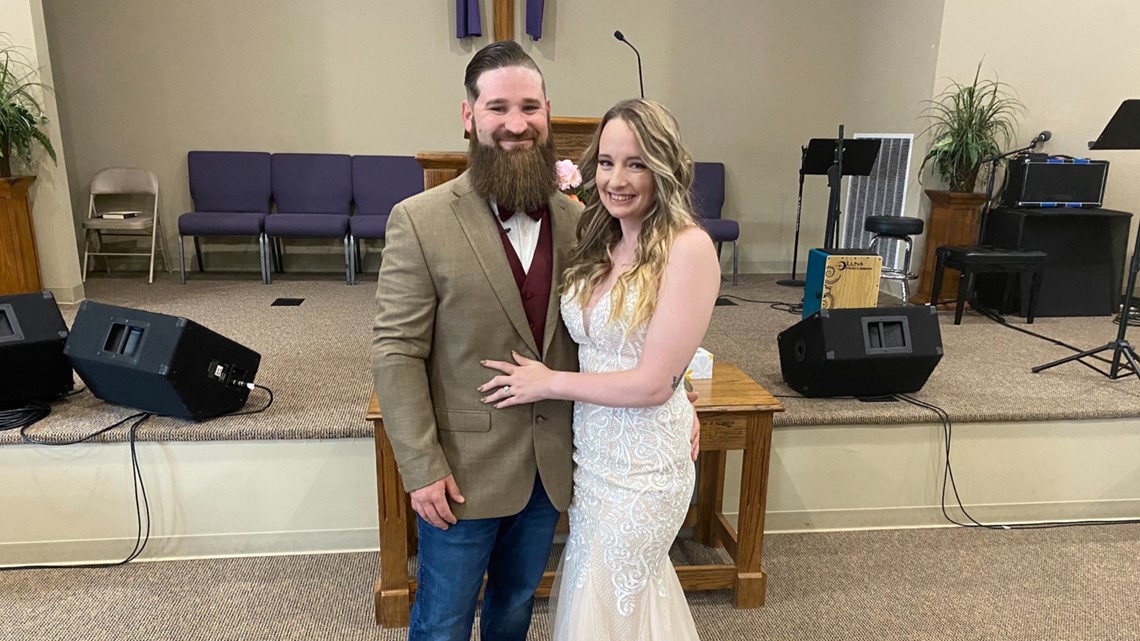 Daniel and Sadie Becks marry at Athens Piedmont - Vimarsana News