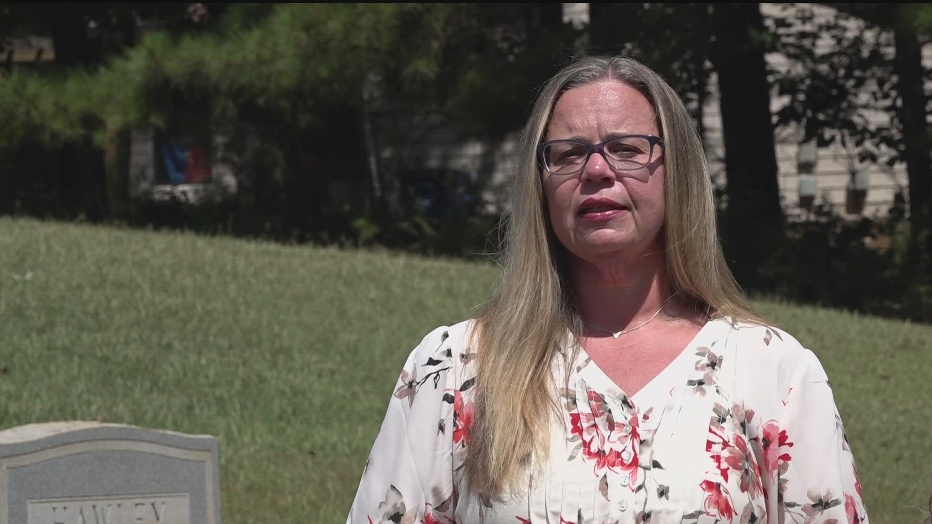 Debbie and Crystal Kelley are begging for the tombstone that they paid for over a year after their loved one's death.