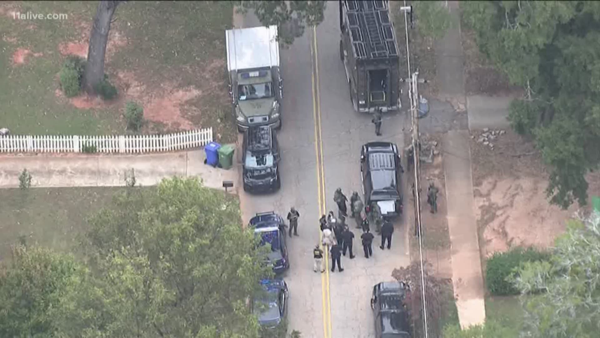 SWAT standoff in East Atlanta ends after armed man confronts property