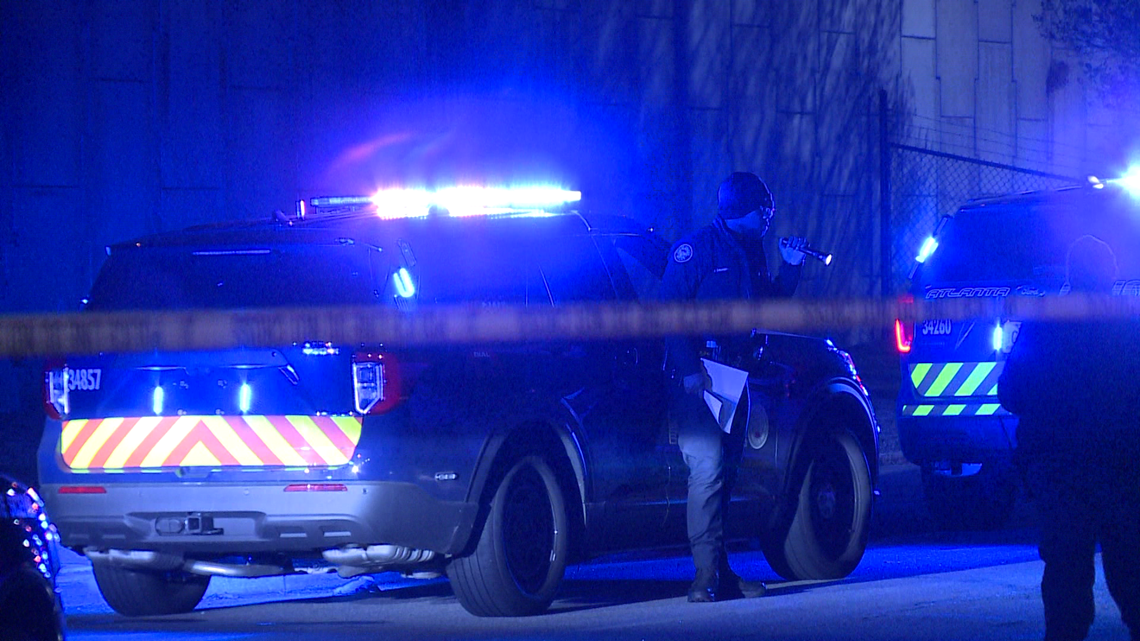Auburn Avenue Atlanta shooting and robbery | 11alive.com