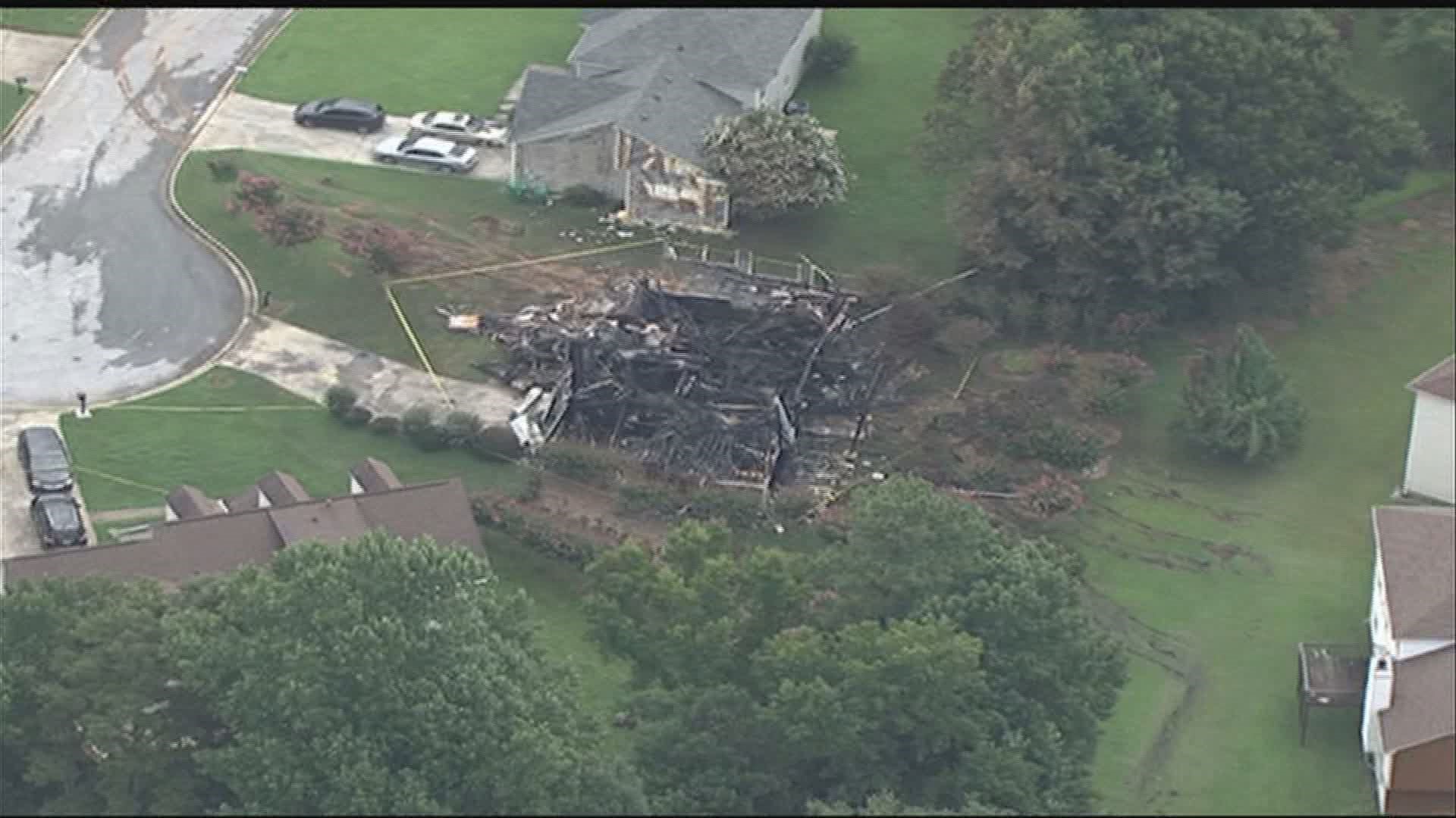 Fire in DeKalb County on Berryside Drive kills 1 person | 11alive.com
