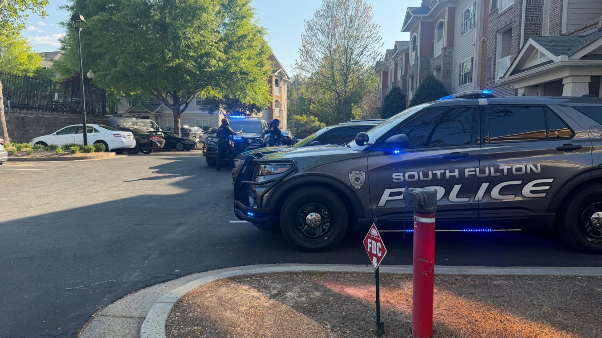 Man in critical condition after shooting at South Fulton apartment ...