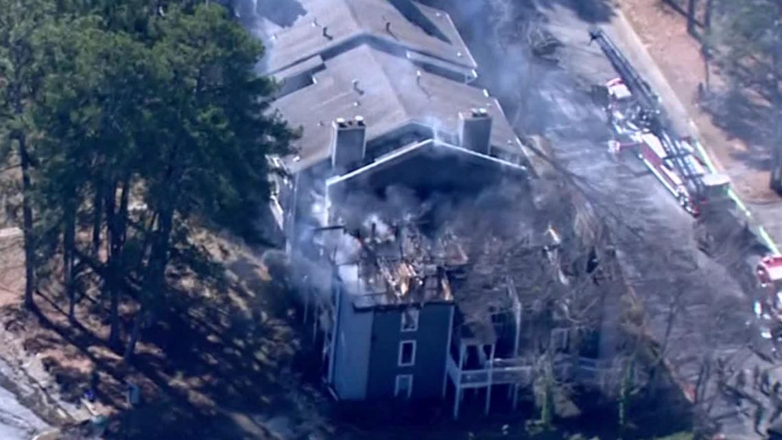 Crews battle apartment fire in DeKalb County | 11alive.com