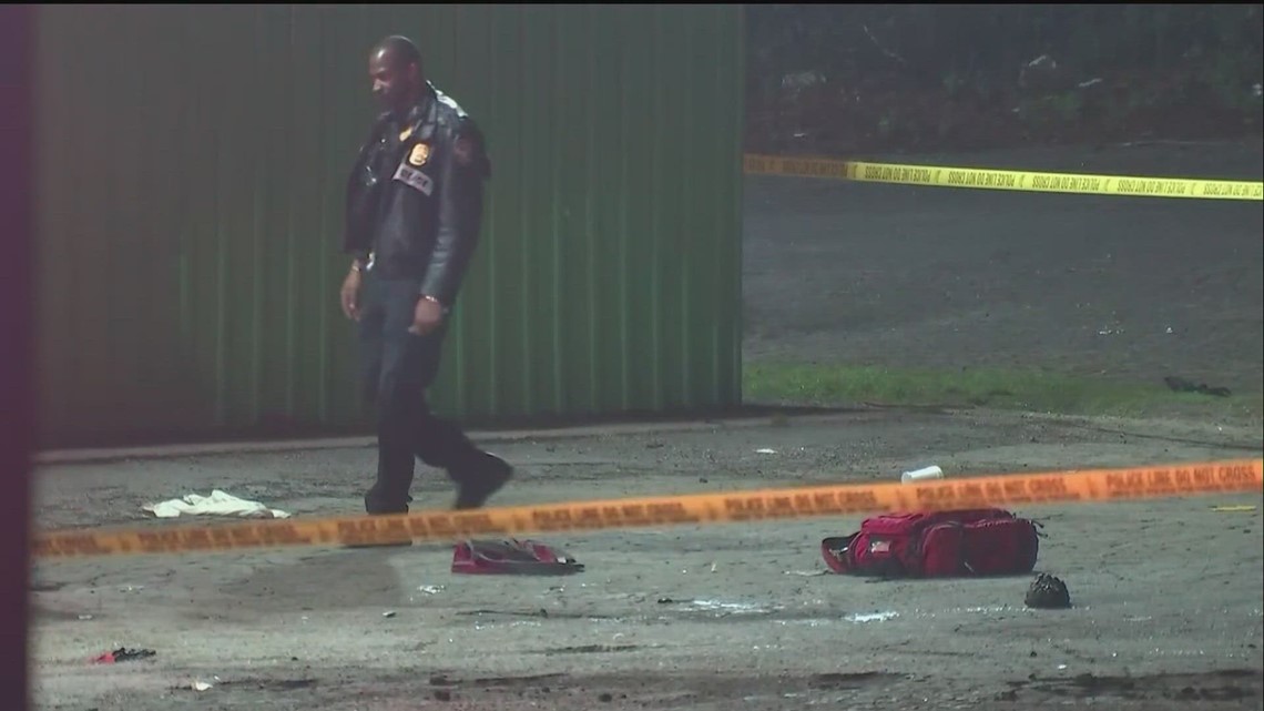 Man in critical condition after shooting in southwest Atlanta | 11alive.com