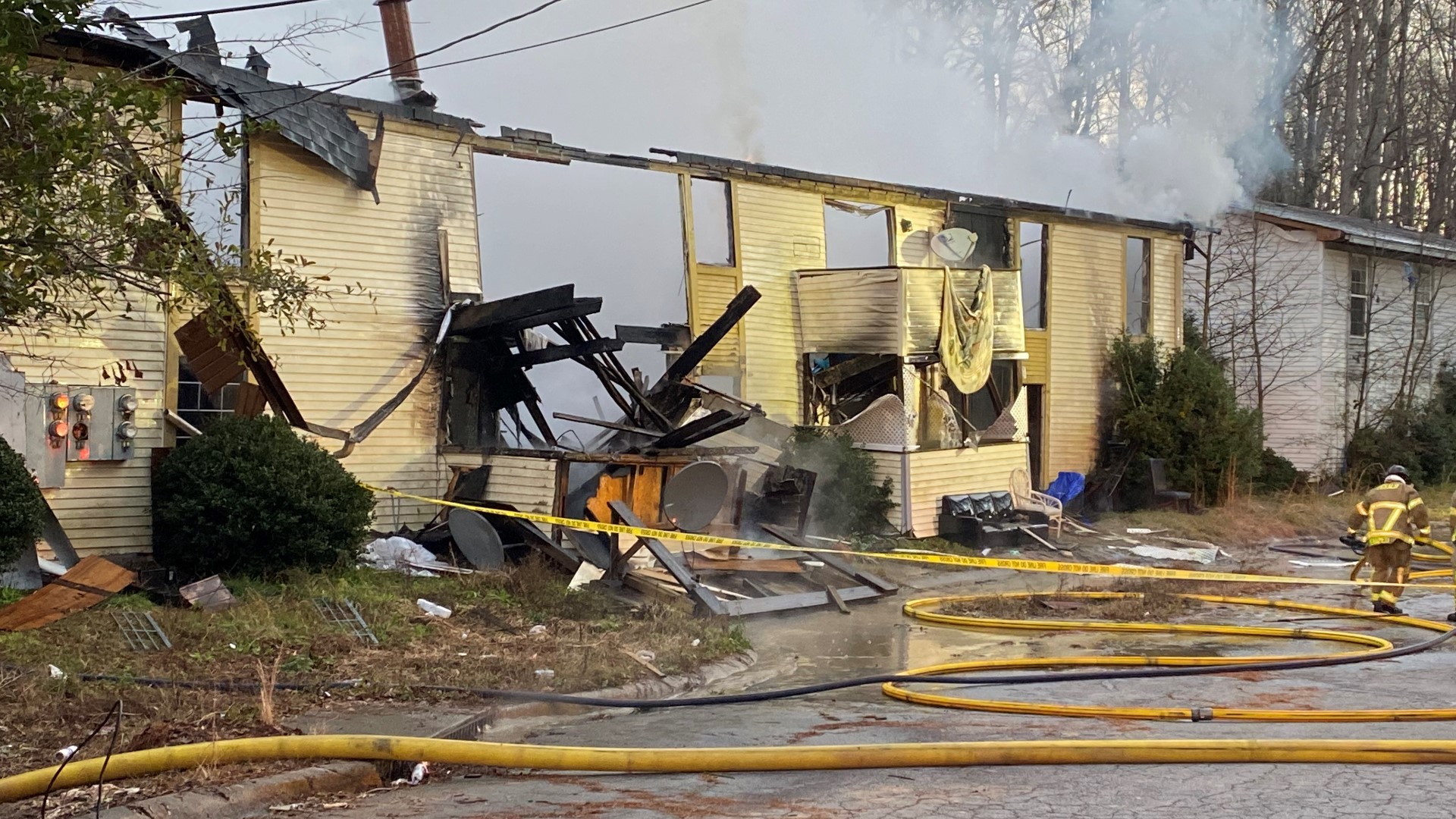 Clarkston Fire at Brannon Hill in DeKalb County | 11alive.com