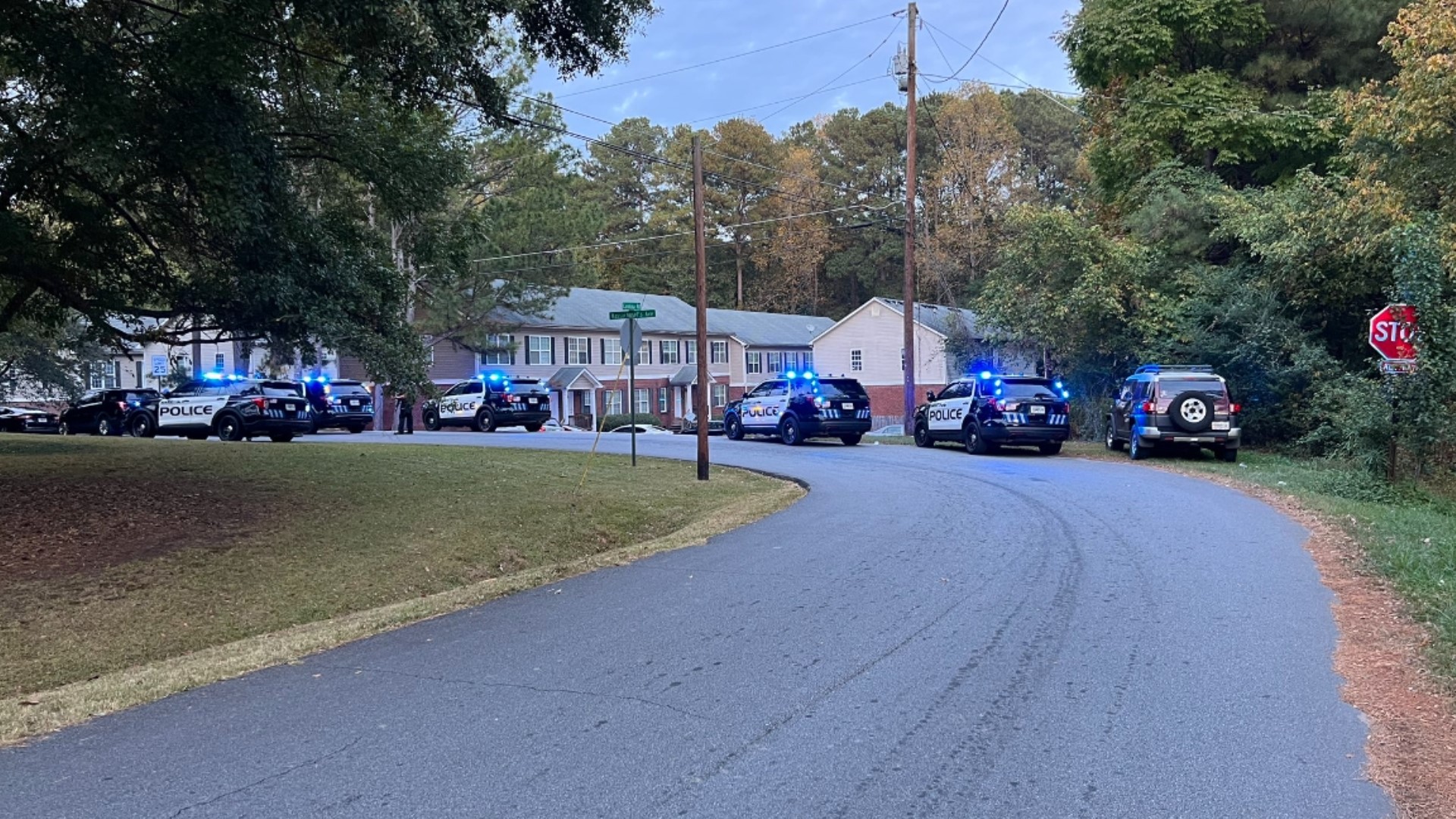 Shooting in Marietta residential area sends one to hospital