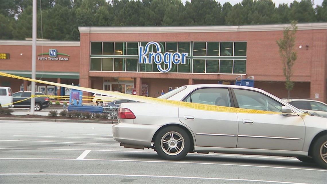 Double shooting at Sandy Springs Kroger, 1 dead