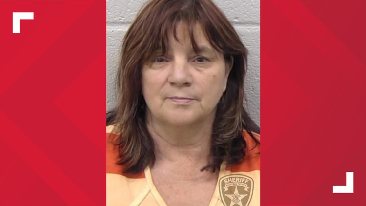 Paulding County woman in custody after reportedly assaulting 5 children