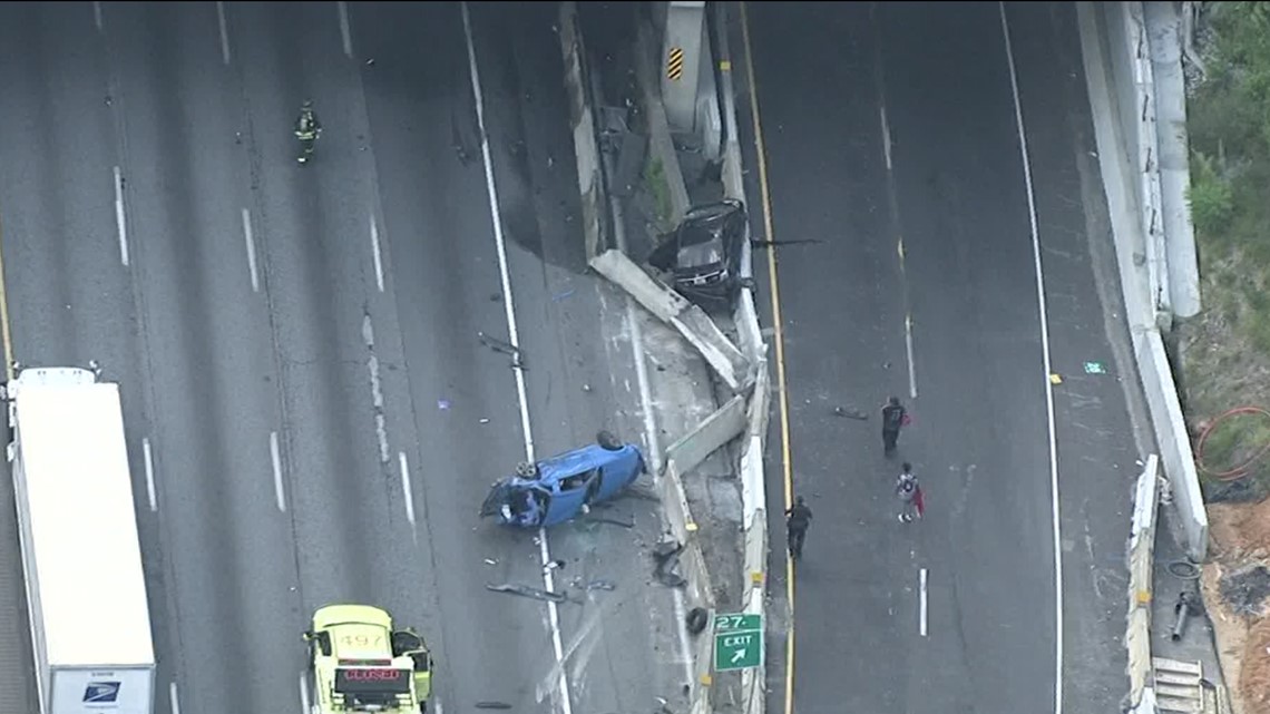 multi-vehicle-crash-fire-shuts-down-all-lanes-of-i-285-11alive