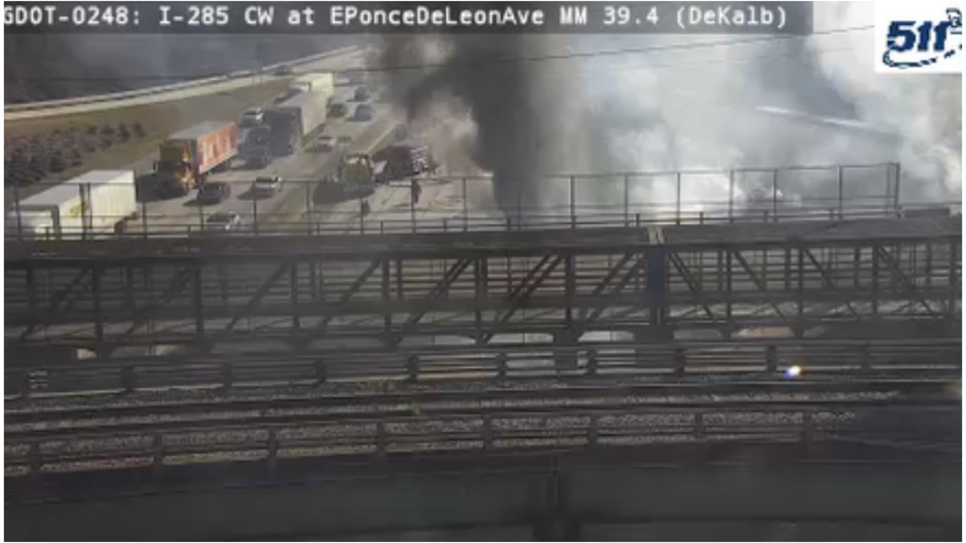 Vehicle fire has I-285 South closed in Dekalb County | 11alive.com
