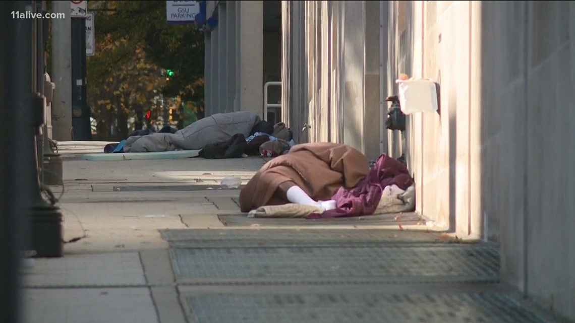 Atlanta mayor's executive order for homeless iniative funding | 11alive.com