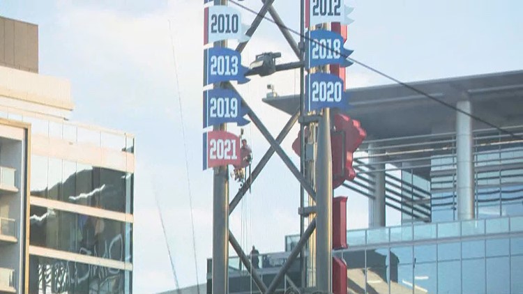 Atlanta Braves unveil 2021 World Series pennant at Truist Park