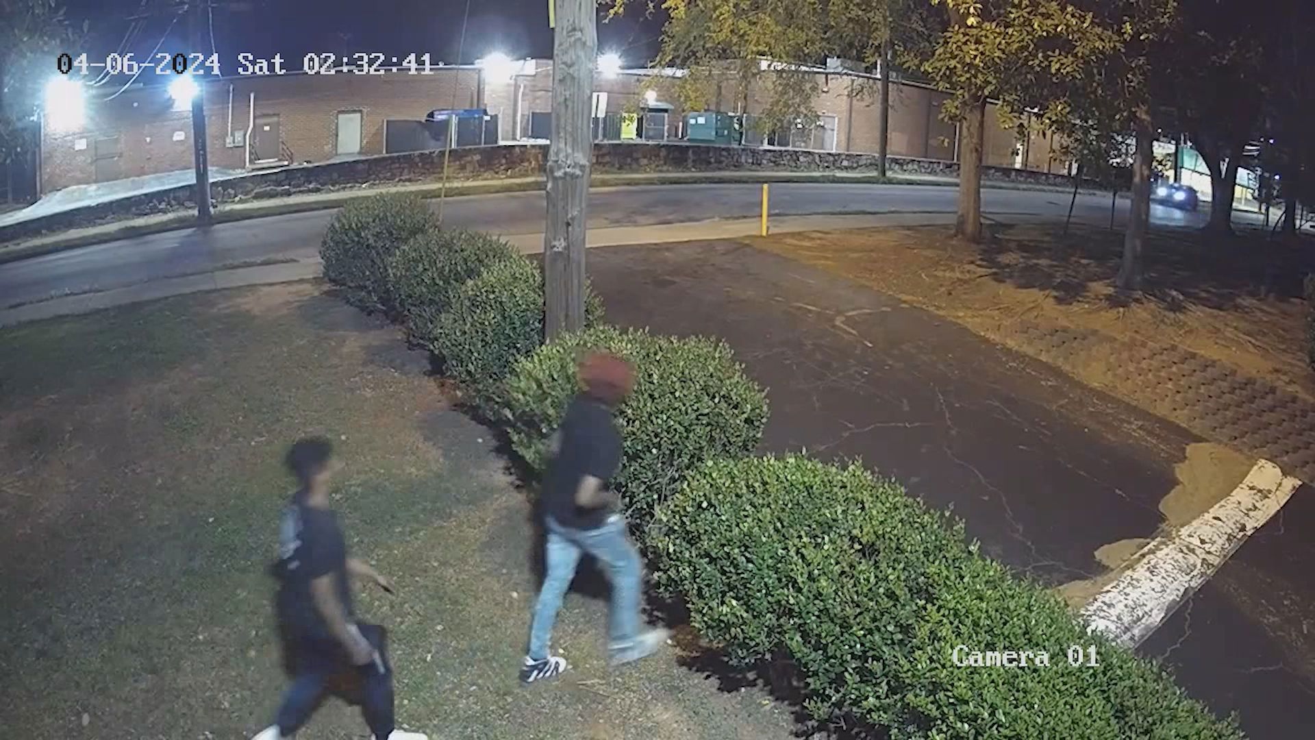 Atlanta Police said it needs the public's help identifying two persons of interest in an April homicide investigation.