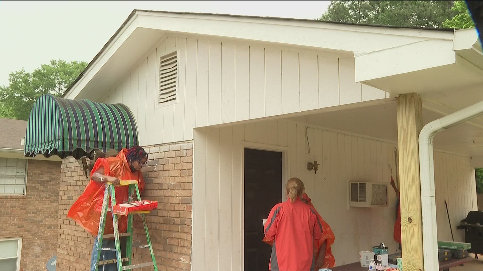 M.U.S.T. Ministries teams up with Home Depot to beautify the greenspace at the Cobb County apartment complex.