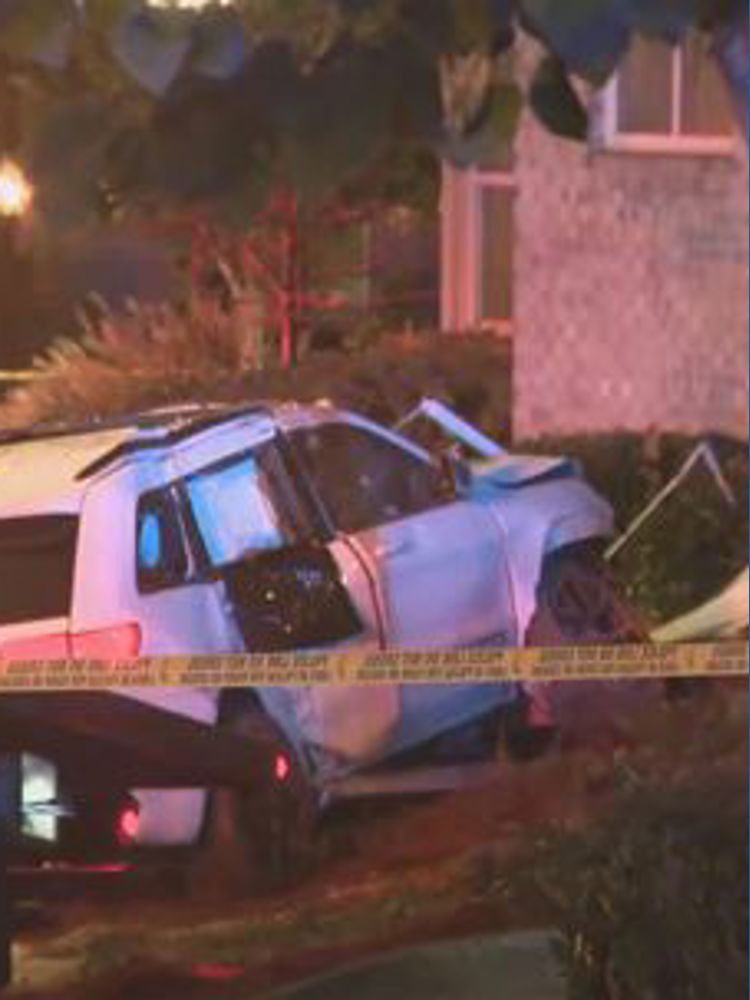 Car runs into apartment complex in Buckhead | 11alive.com