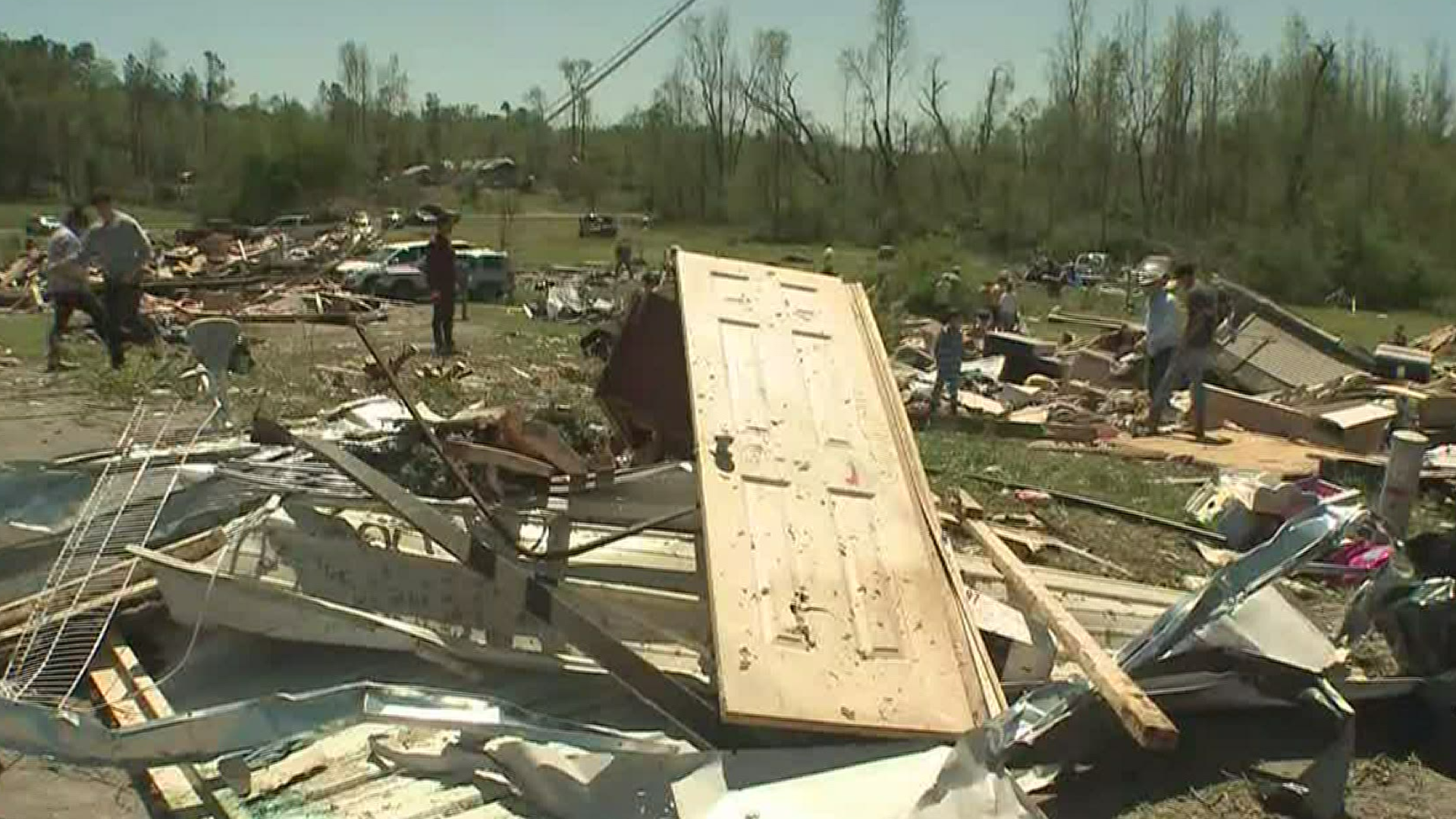 Volunteers Help Murray County Residents Impacted By Tornado 11alive