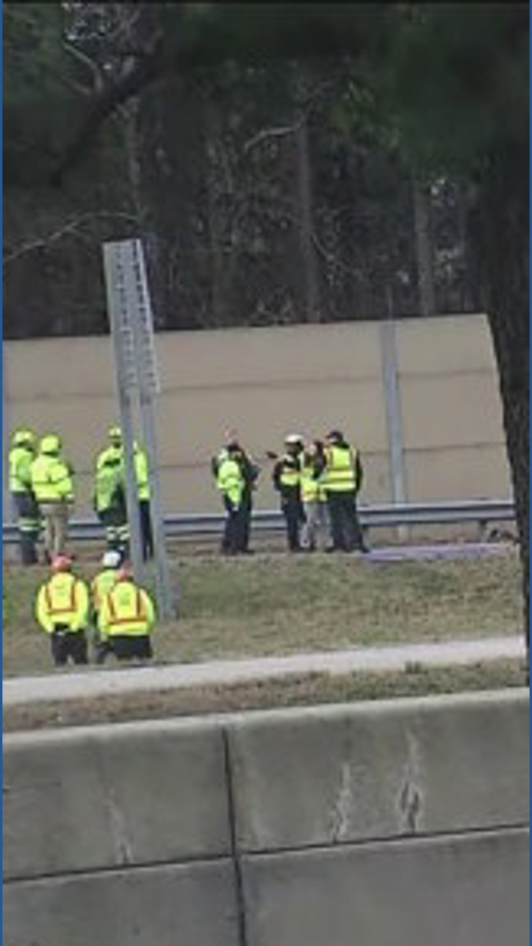 Tractor trailer driver dies in overturn crash on I-75 South exit ...