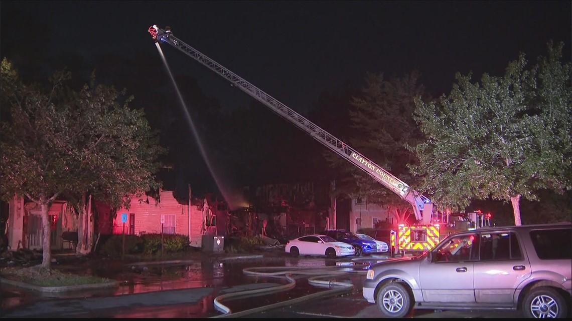 Residents believe Clayton County apartment fire could have been