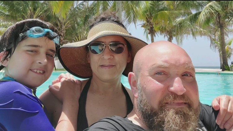 Roswell father renews fight to bring wife back to the US