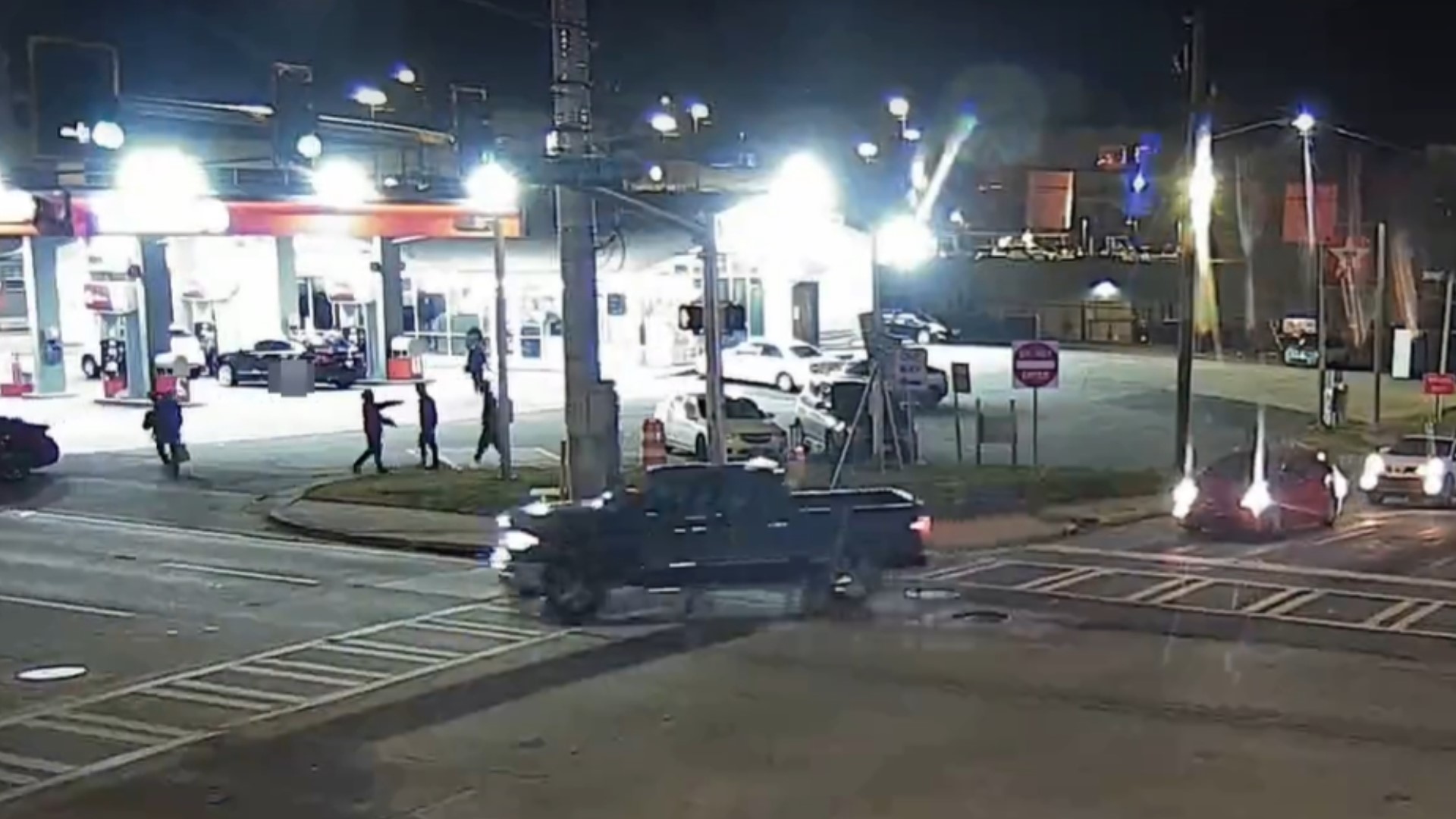 APD Searching For Suspect After Lindbergh Gas Station Shooting ...