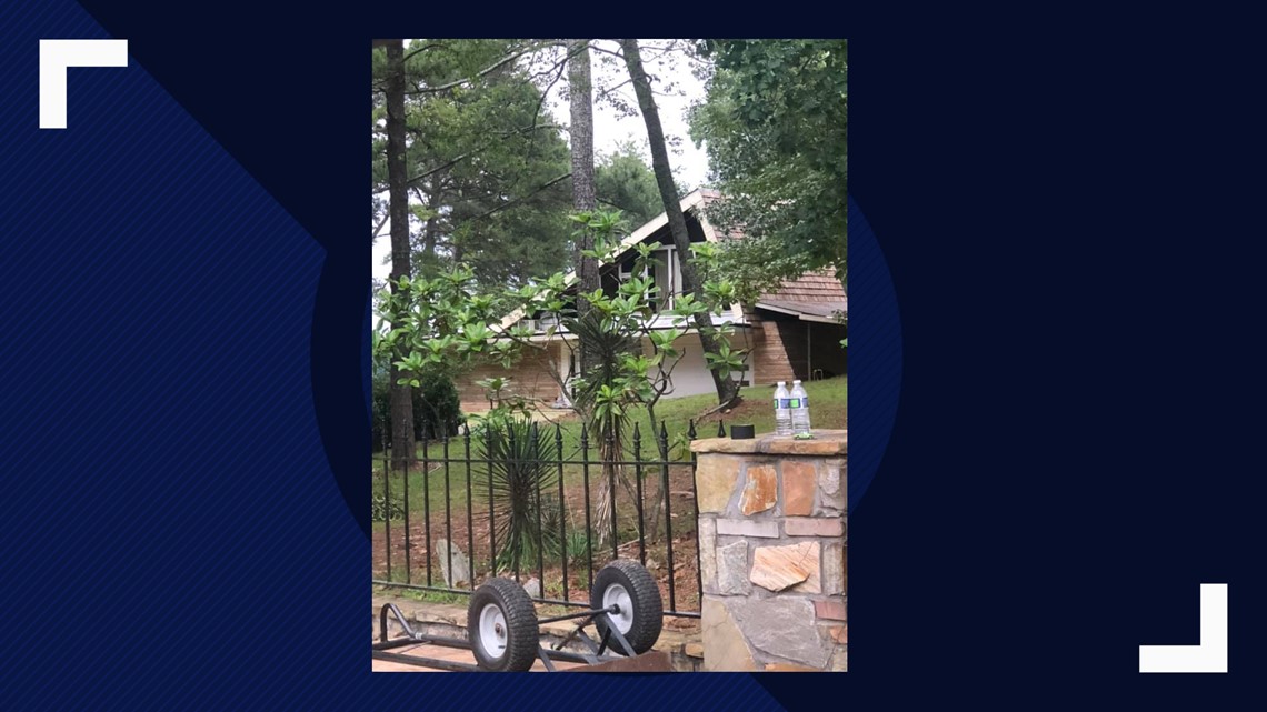 Ozark's Marty Byrde's van spotted in Stone Mountain