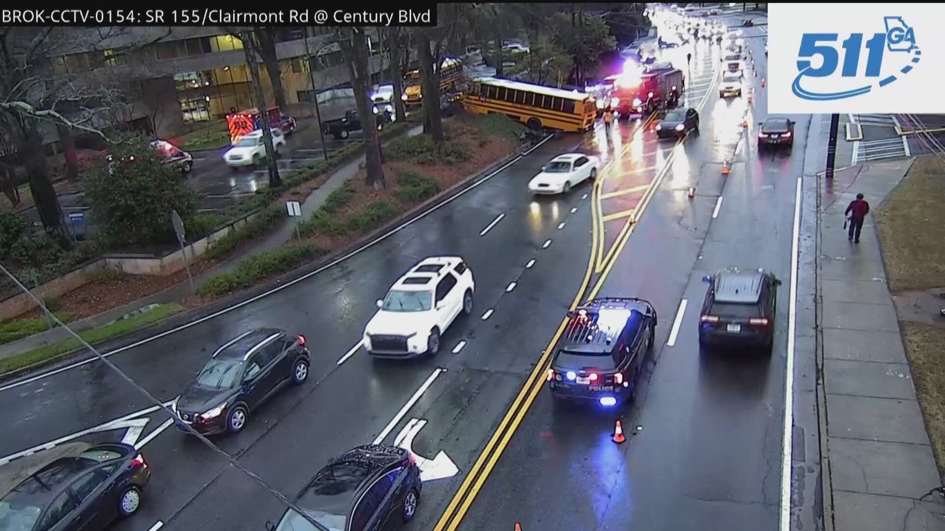 4 students taken to hospital after school bus crash in Brookhaven ...