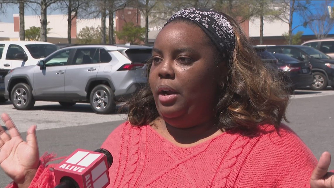 Witnesses recount shooting at Walmart that killed teenager, wounded 9